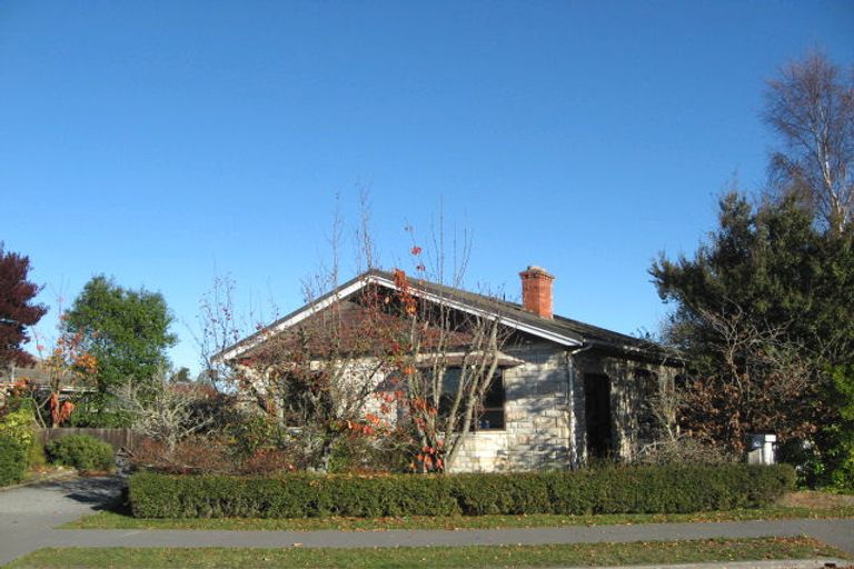 Photo of property in 64 Winters Road, Redwood, Christchurch, 8051
