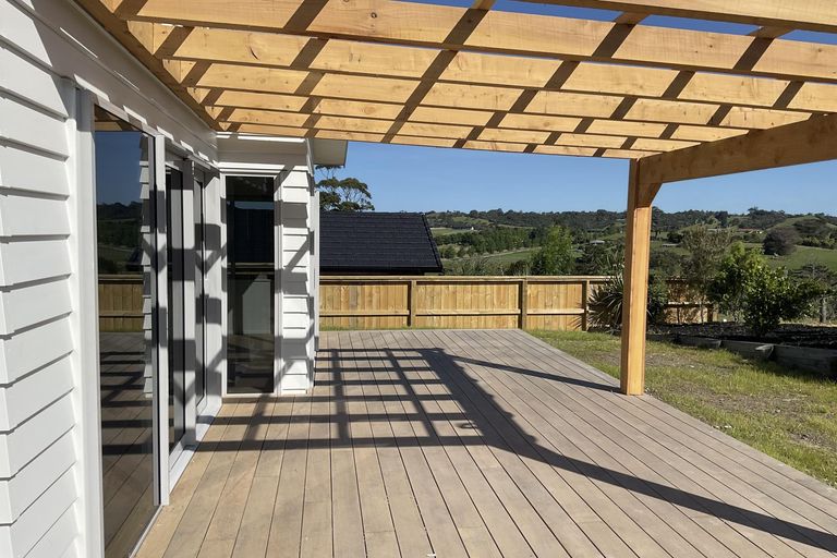 Photo of property in 53 Kia Kaha Drive, Snells Beach, 0920