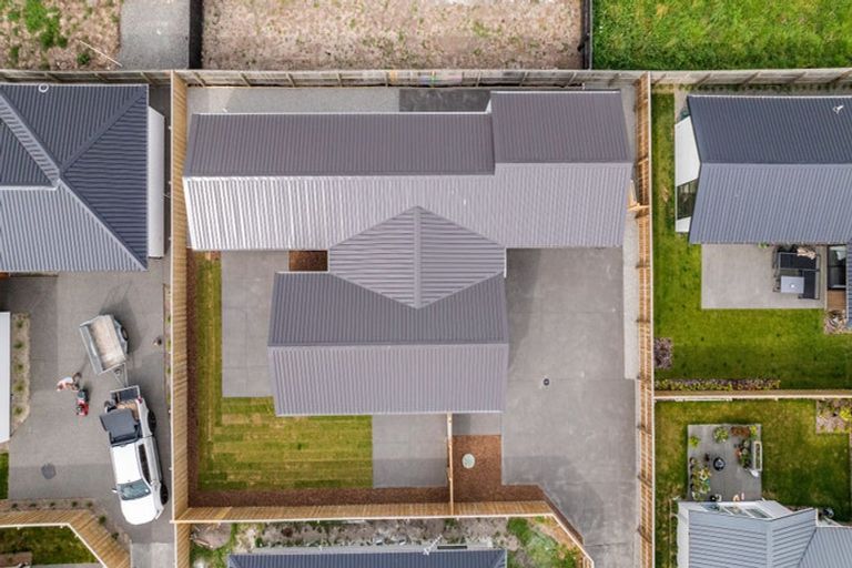 Photo of property in 10 Eccles Place, Halswell, Christchurch, 8025