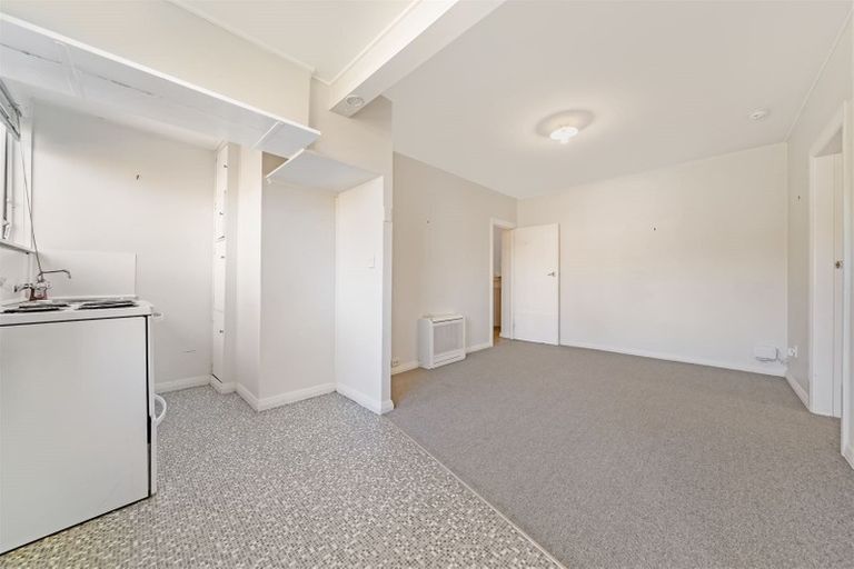 Photo of property in 7 Murray Street, Island Bay, Wellington, 6023