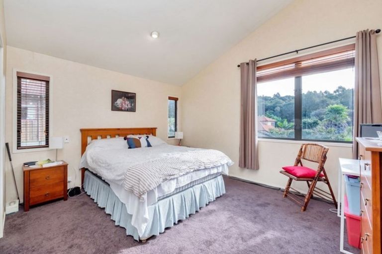 Photo of property in 22 Kate Sheppard Avenue, Torbay, Auckland, 0630