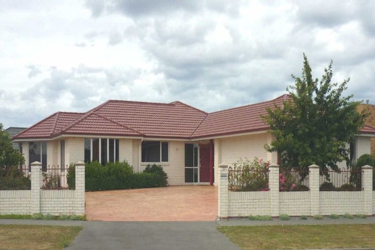 Photo of property in 70 Bibiana Street, Aidanfield, Christchurch, 8025