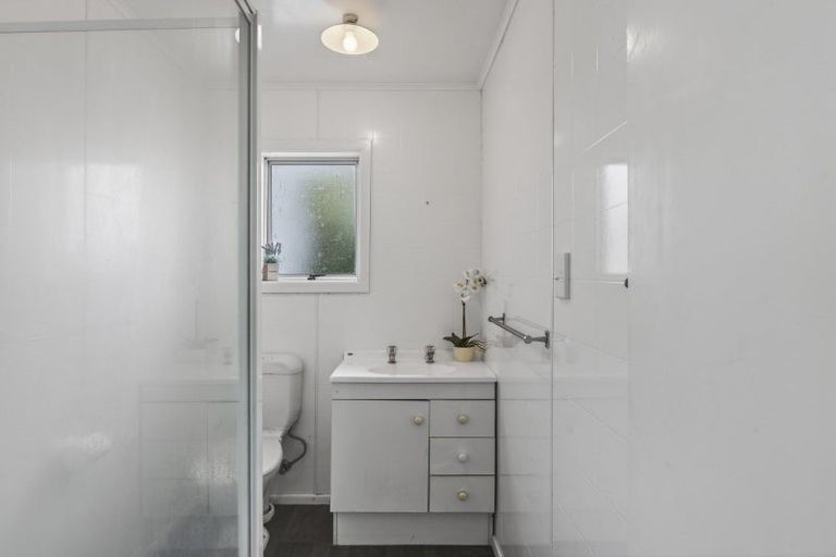 Photo of property in 12 Junction Street, Welbourn, New Plymouth, 4310