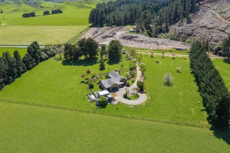 Photo of property in 48 Piripiri Road, Apiti, 4884