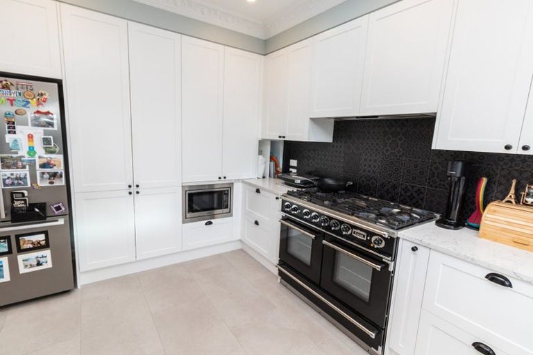 Photo of property in 16 Tisdall Street, Karori, Wellington, 6012