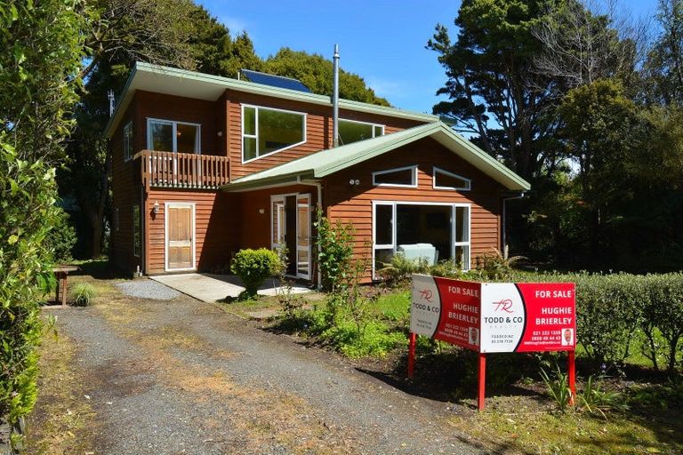 Photo of property in 33 Rakiura Parade, Otatara, Invercargill, 9879