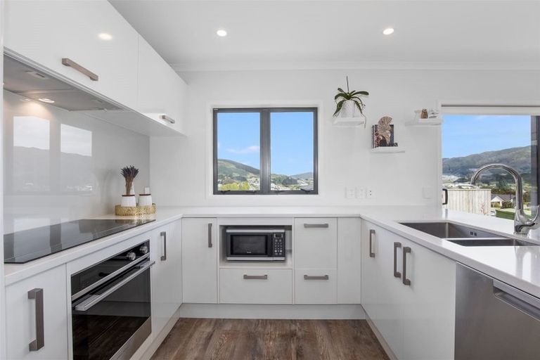 Photo of property in 174 John Burke Drive, Aotea, Porirua, 5024