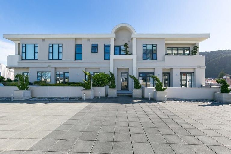 Photo of property in Kate Sheppard Apartments, 4k/42 Molesworth Street, Thorndon, Wellington, 6011