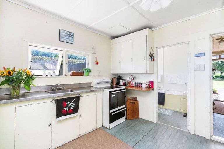 Photo of property in 2179 Whananaki North Road, Whananaki, Hikurangi, 0181