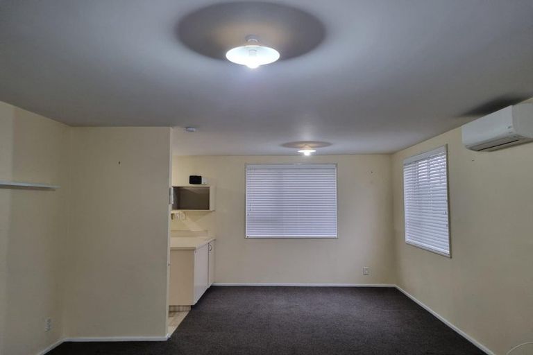 Photo of property in 1/36 Heathcote Street, Woolston, Christchurch, 8023