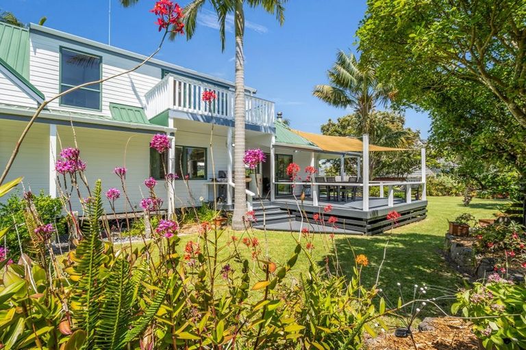 Photo of property in 11 Ohiwa Parade, Ohope, 3121