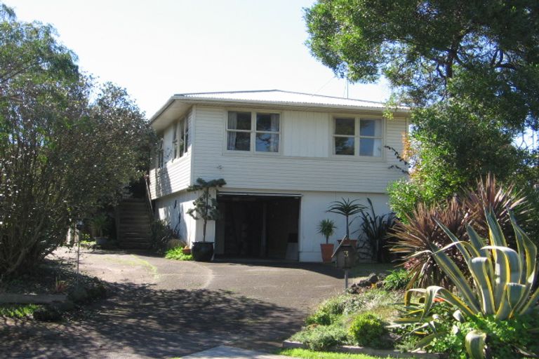Photo of property in 3 Snell Place, Pakuranga, Auckland, 2010