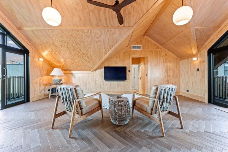 Photo of property in 10 Ida Way, Omaha, 0986