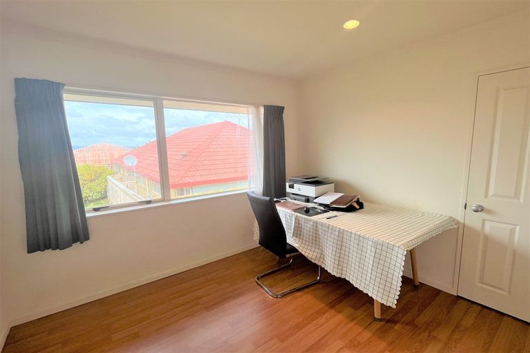 Photo of property in 24 Stewart Gibson Place, Manurewa, Auckland, 2105