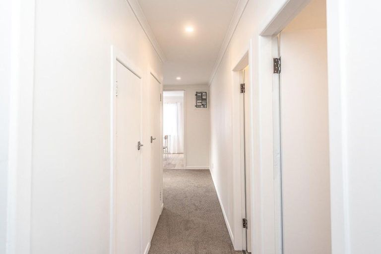 Photo of property in 77 Thatcher Street, Castlecliff, Whanganui, 4501