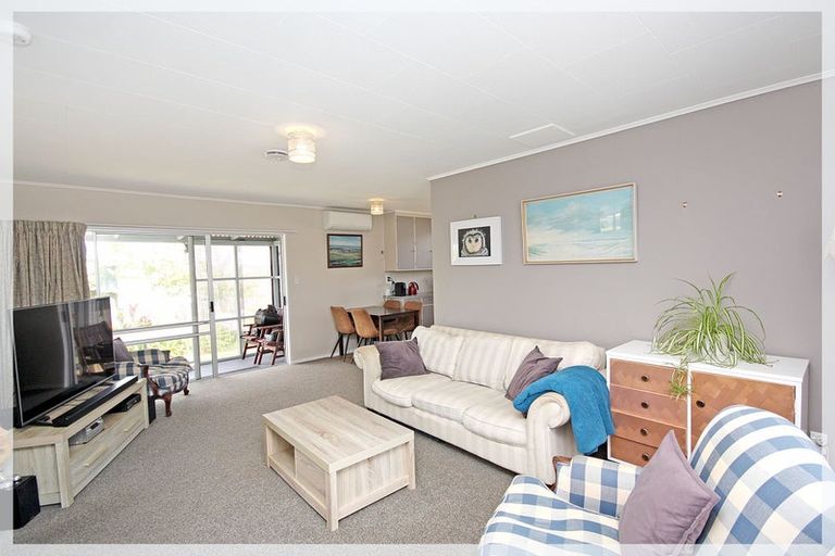 Photo of property in 14 Punga Street, Tangimoana, 4822