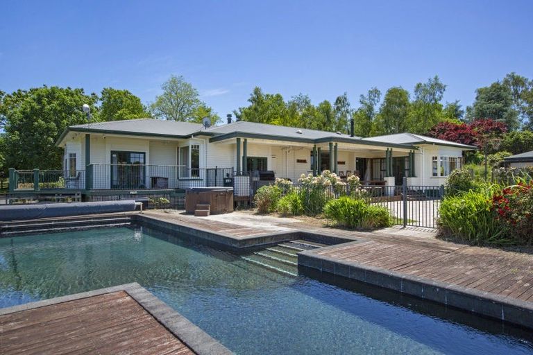 Photo of property in 1006 Tirau Road, Karapiro, Cambridge, 3494