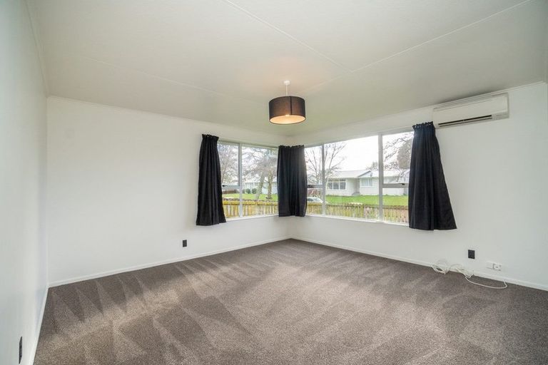 Photo of property in 74 Stillwater Place, Westbrook, Palmerston North, 4412