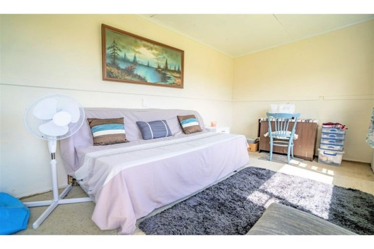 Photo of property in 5 Pearce Street, Bluff, 9814