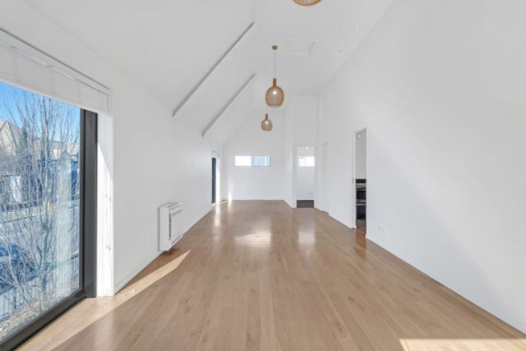 Photo of property in 99 Papanui Road, Merivale, Christchurch, 8014