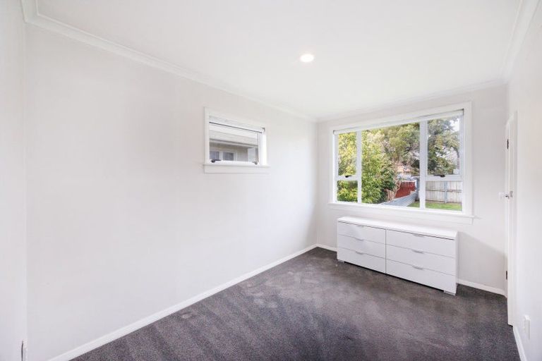 Photo of property in 345 Tremaine Avenue, Takaro, Palmerston North, 4412