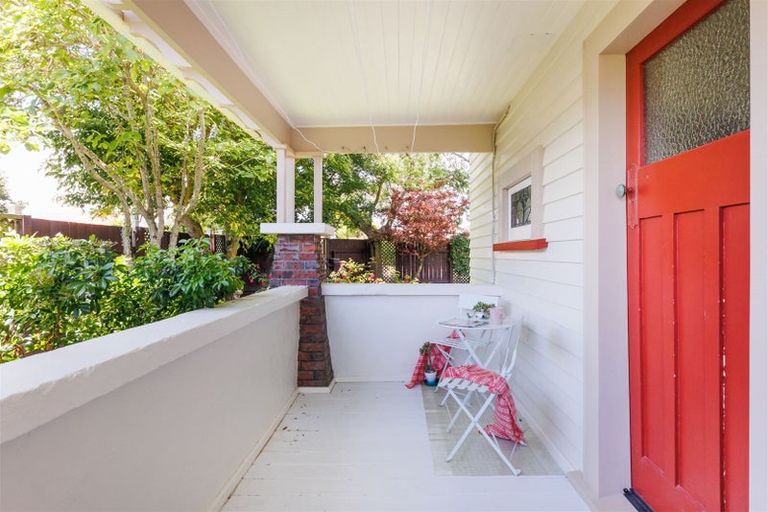 Photo of property in 247 College Street, West End, Palmerston North, 4412