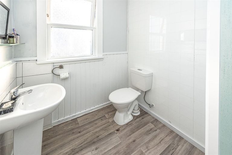 Photo of property in 14 Duigan Street, Gonville, Whanganui, 4501