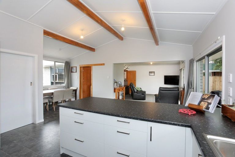 Photo of property in 9 Dalrymple Place, Marton, 4710