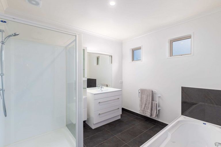 Photo of property in 1 Richard Seddon Drive, Northwood, Christchurch, 8051