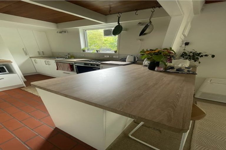 Photo of property in Pitarua Court, 4/11 Pitarua Street, Thorndon, Wellington, 6011