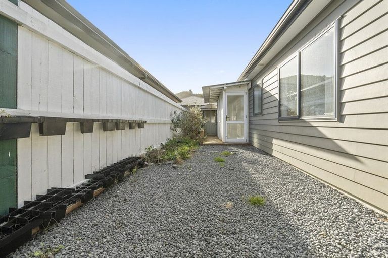 Photo of property in 94 Farmer Crescent, Taita, Lower Hutt, 5011