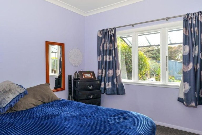 Photo of property in 1012 Heretaunga Street East, Parkvale, Hastings, 4122