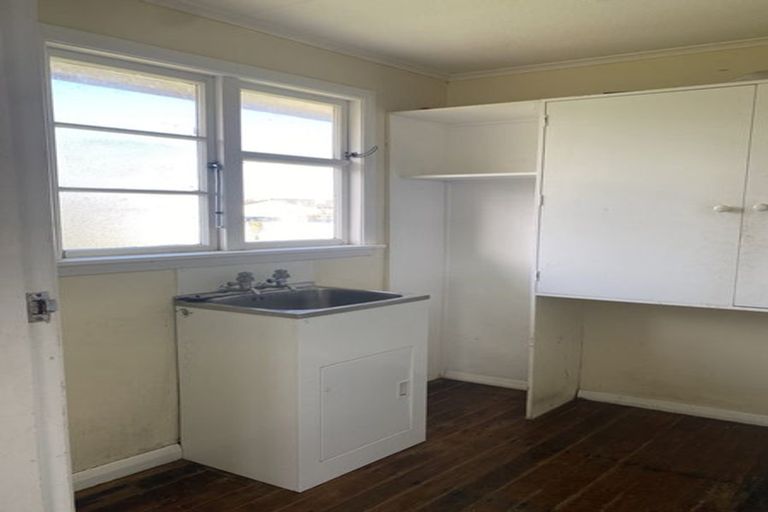 Photo of property in 32 Park Street, Foxton, 4814