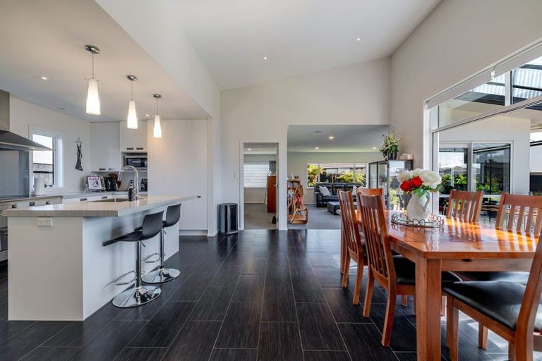 Photo of property in 2 Morocco Terrace, Kelvin Grove, Palmerston North, 4414