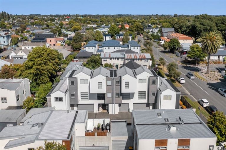 Photo of property in 42c Devon Street, Sydenham, Christchurch, 8023