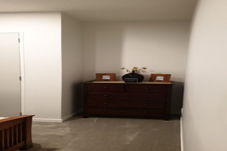 Photo of property in 4 Kauri Grove Drive, Kumeu, 0810