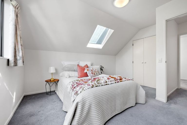 Photo of property in 2/94 Pretoria Street, Hutt Central, Lower Hutt, 5010