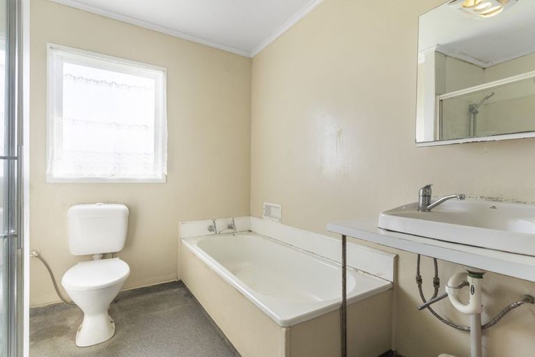 Photo of property in 94 Zelda Avenue, Clover Park, Auckland, 2023