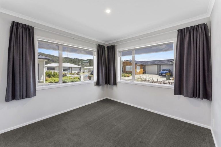 Photo of property in 14 Ron Fawcett Way, Wainuiomata, Lower Hutt, 5014