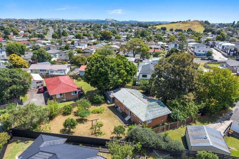 Photo of property in 7 Janine Place, Bucklands Beach, Auckland, 2014