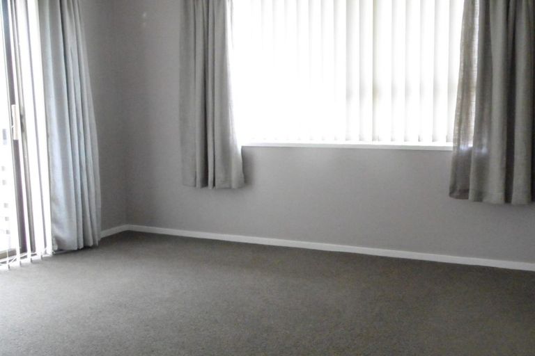 Photo of property in 36 Okura River Road, Okura, Albany, 0792