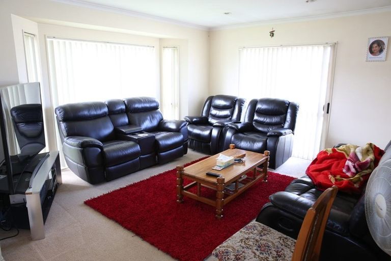 Photo of property in 47 Robin Brooke Drive, Flat Bush, Auckland, 2019