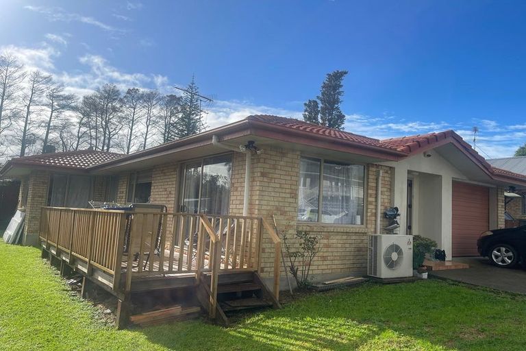 Photo of property in 2/45 Union Road, Howick, Auckland, 2014