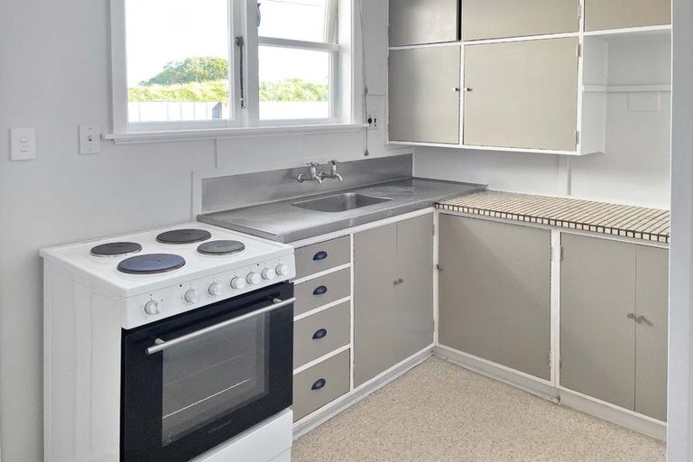 Photo of property in 19 Ripeka Way, Moera, Lower Hutt, 5010