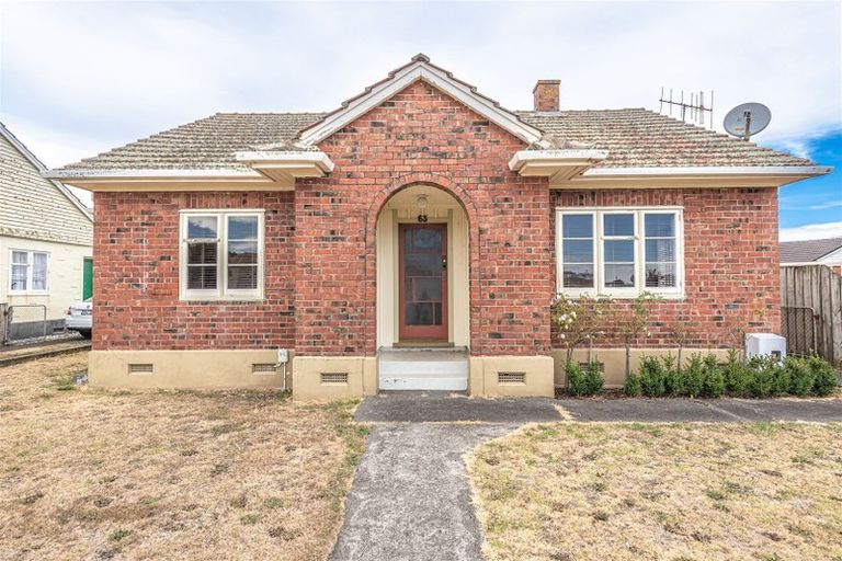 Photo of property in 63 Selwyn Crescent, College Estate, Whanganui, 4500