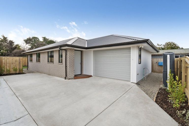 Photo of property in 22a Sussex Street, Levin, 5510