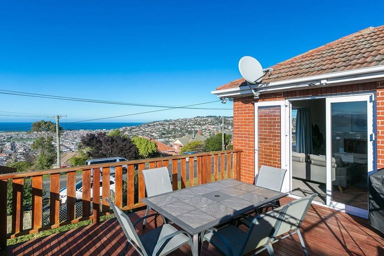 Photo of property in 118 Forfar Street, Clyde Hill, Dunedin, 9011