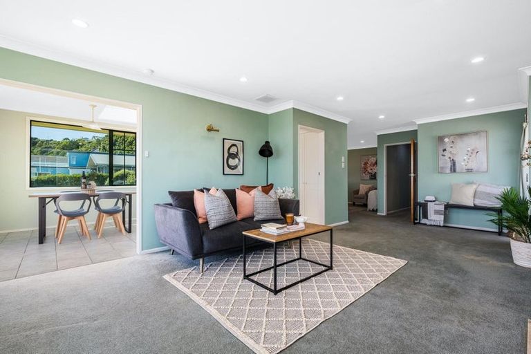 Photo of property in 22 Sunset Parade, Plimmerton, Porirua, 5026