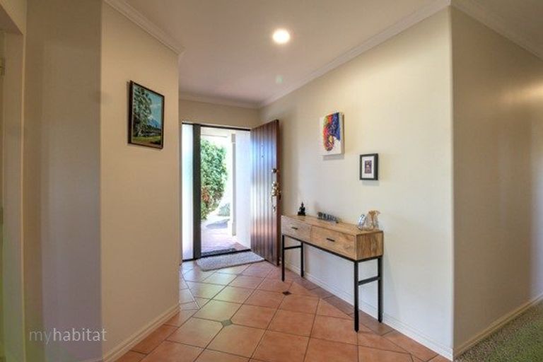 Photo of property in 71 Beachwater Drive, Papamoa Beach, Papamoa, 3118