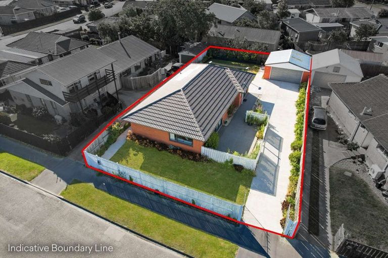 Photo of property in 123 Hay Street, Bromley, Christchurch, 8062
